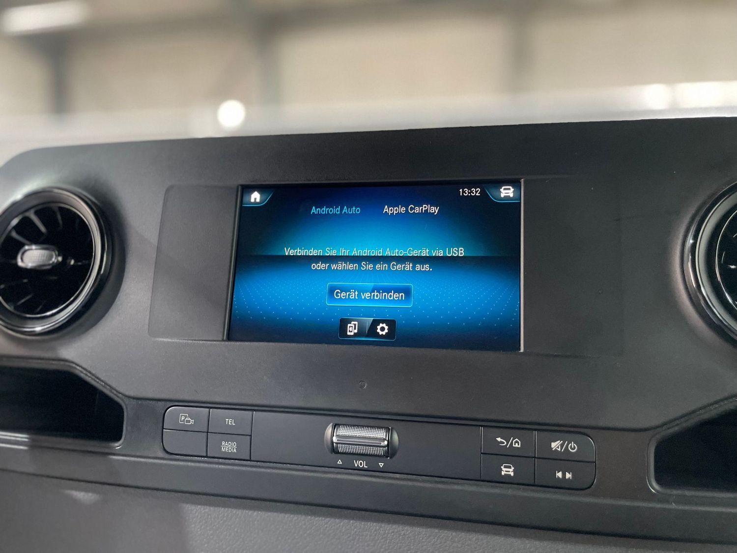 Fahrzeugabbildung Mercedes-Benz Sprinter 319CDI V6 Autm L2#Kamera#LED#ACC#AHK3,5