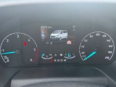 BUERSTNER Copa 500-Autm-Markise-Dieselheizung-Küche