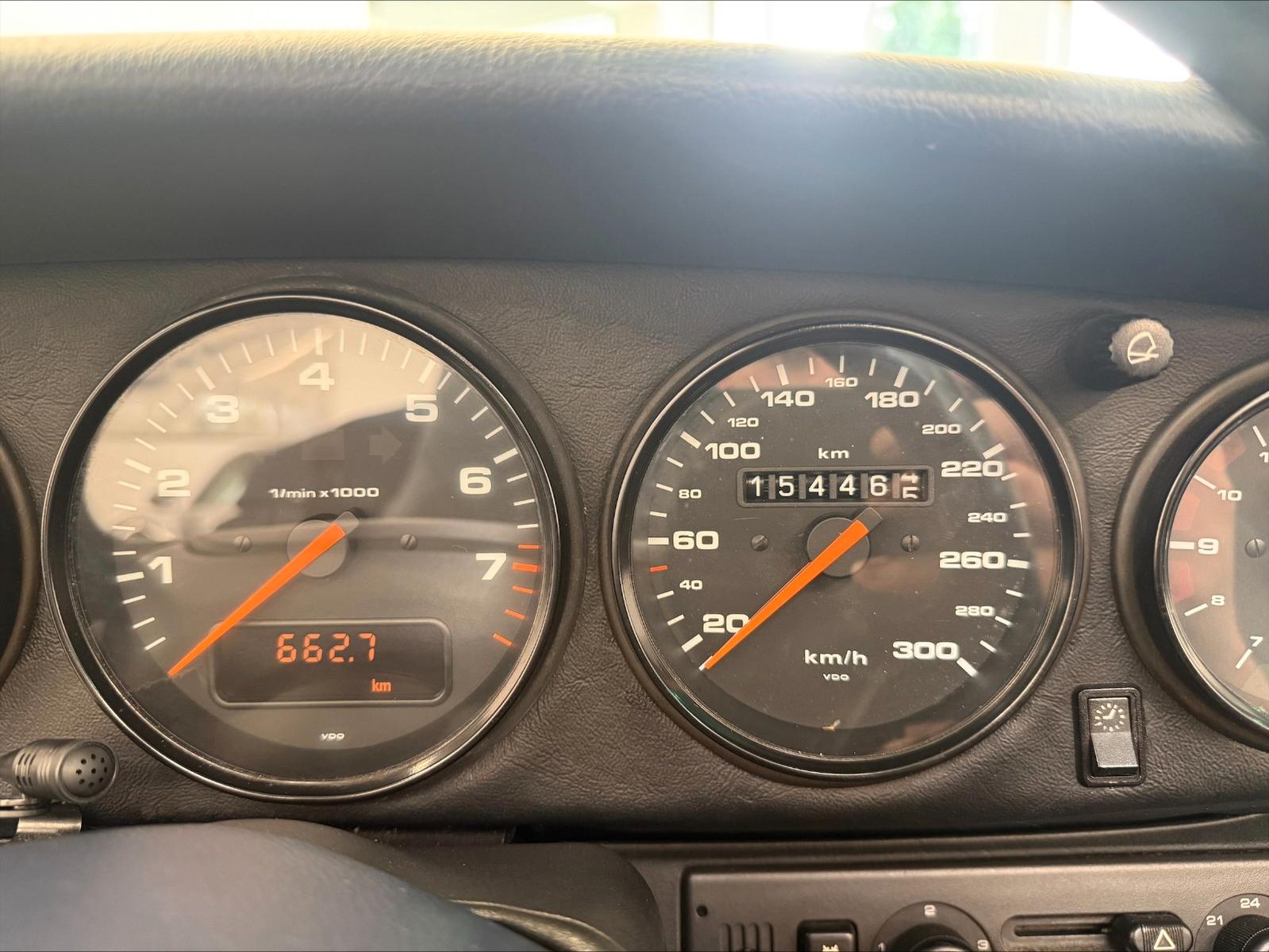 Porsche 993 Carrera Cabriolet *Schalter*Leder*Klima*