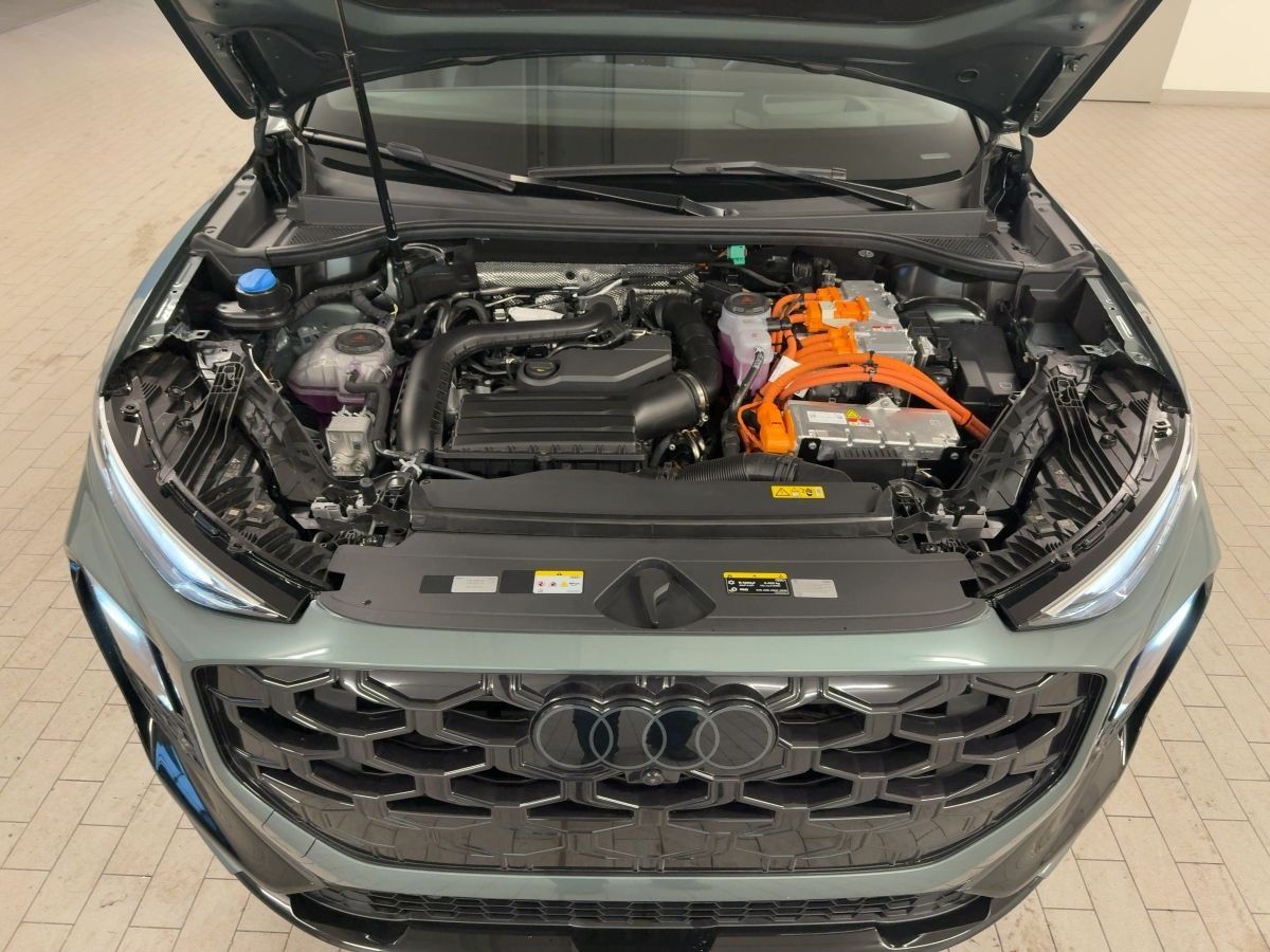 Audi Q3 e-hybrid S tronic foto 23