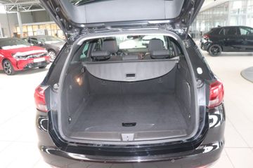 Fotografie des Opel Astra 1.4 Turbo Start/Stop Sports Tourer AT Opel