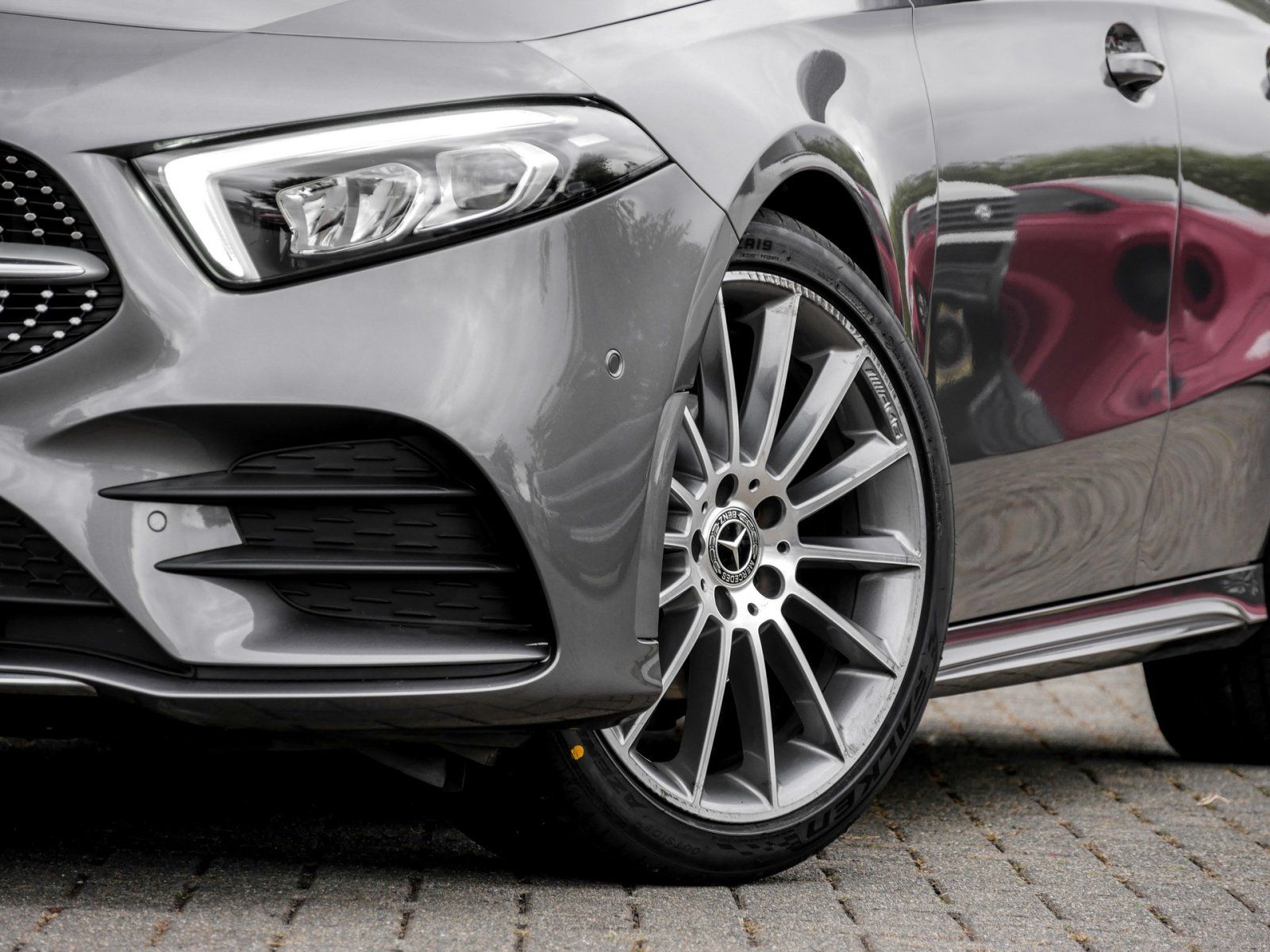 Mercedes-Benz A 180 AMG Line DCT LED Navi Climatr. Tempomat foto 5