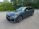 BMW M340i Touring - HUD - Laser - Pano - AHK - Stand - graue BMW M340i