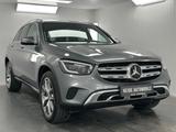 Mercedes-Benz GLC 300 e 4Matic AHK Amg Burmester Multibeam - Mercedes-Benz GLC 300 mit Hybrid-Antrieb: Alcantara, mit Apple Carplay, Geländewagen