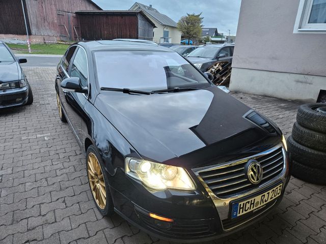 Volkswagen Passat Lim. V6 FSI Highline 4Motion*Leder*RAR*