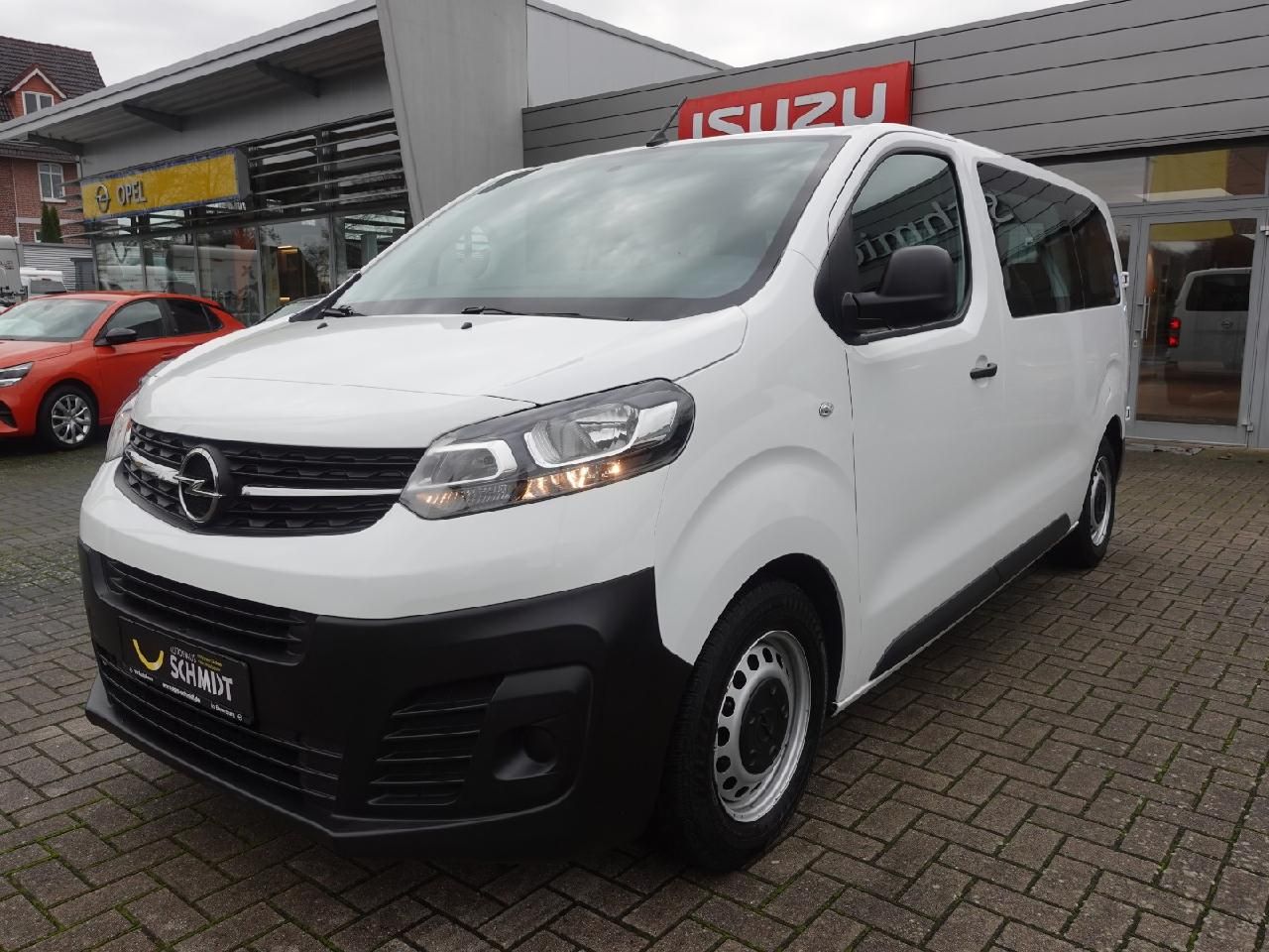 Fahrzeugabbildung Opel Vivaro 1,5 Kombi 9-Sitzer