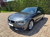 BMW 330e iPerformance Sport Line Sport Line - BMW 330: Iperformance