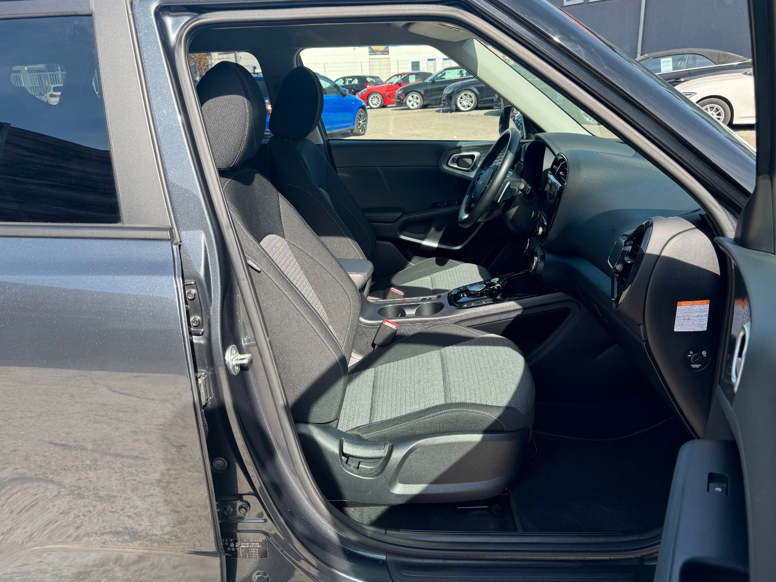 Fahrzeugabbildung Kia e-Soul 64 kWh Vision H&K Kam Navi Temp LKAS LHZ