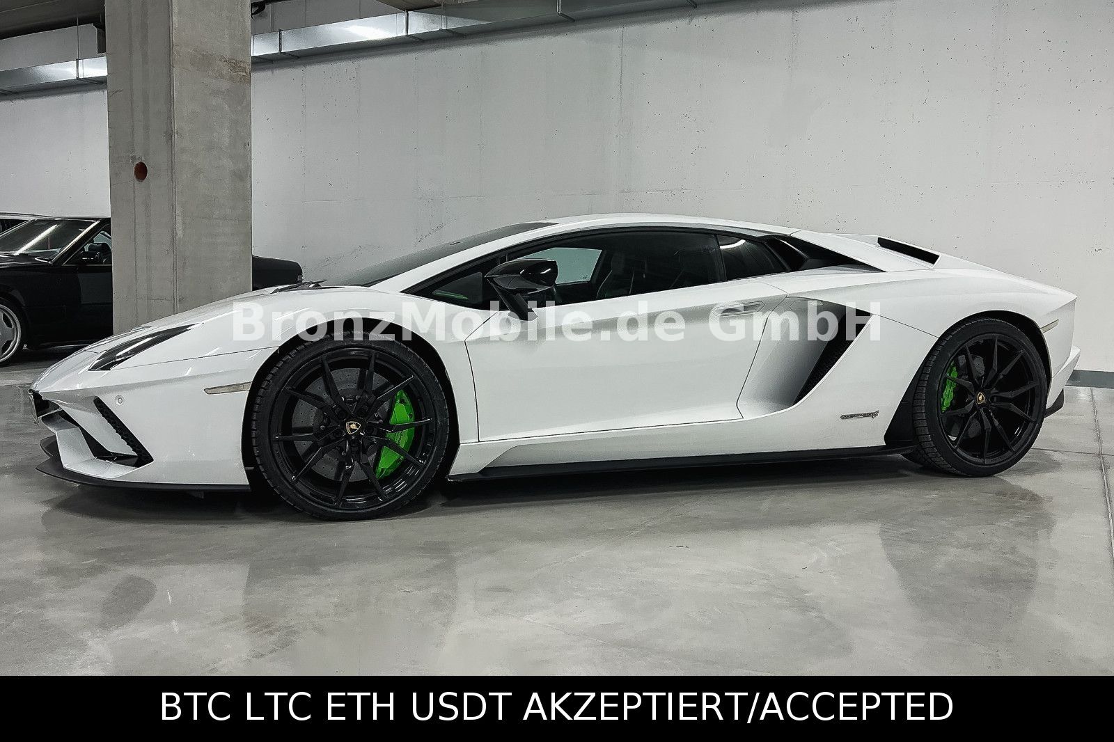 Lamborghini Aventador