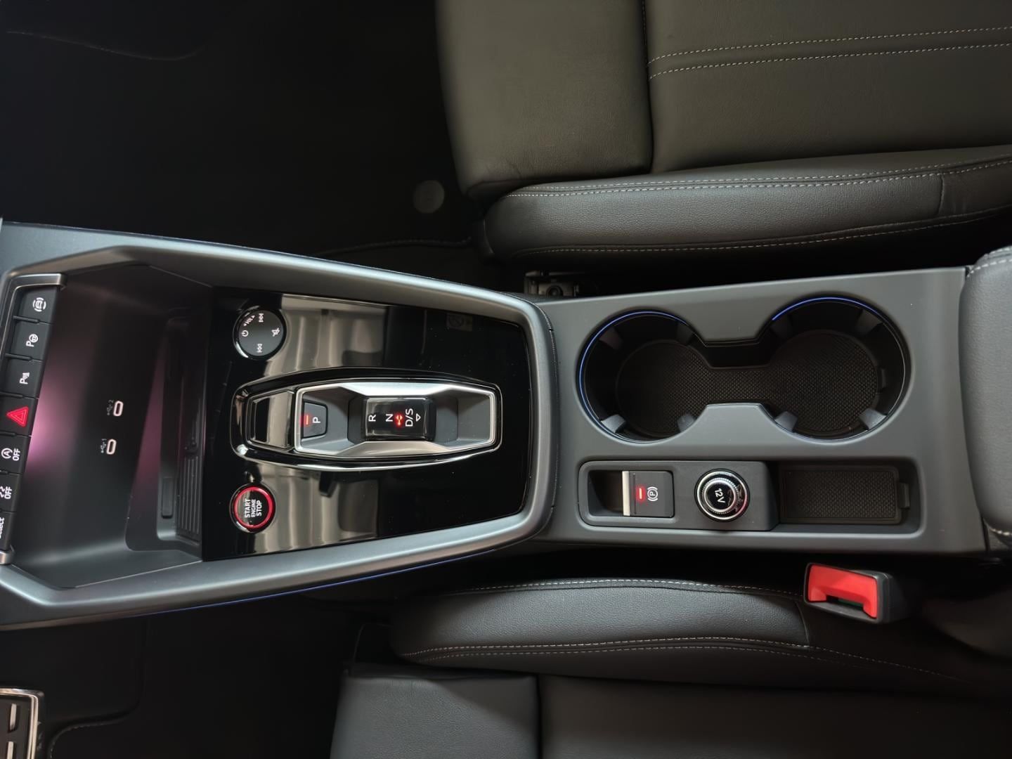 Fahrzeugabbildung Audi S3 Limousine