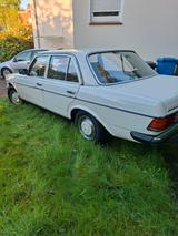 Mercedes-Benz 200 - Mercedes-Benz Gebrauchtwagen von 1979