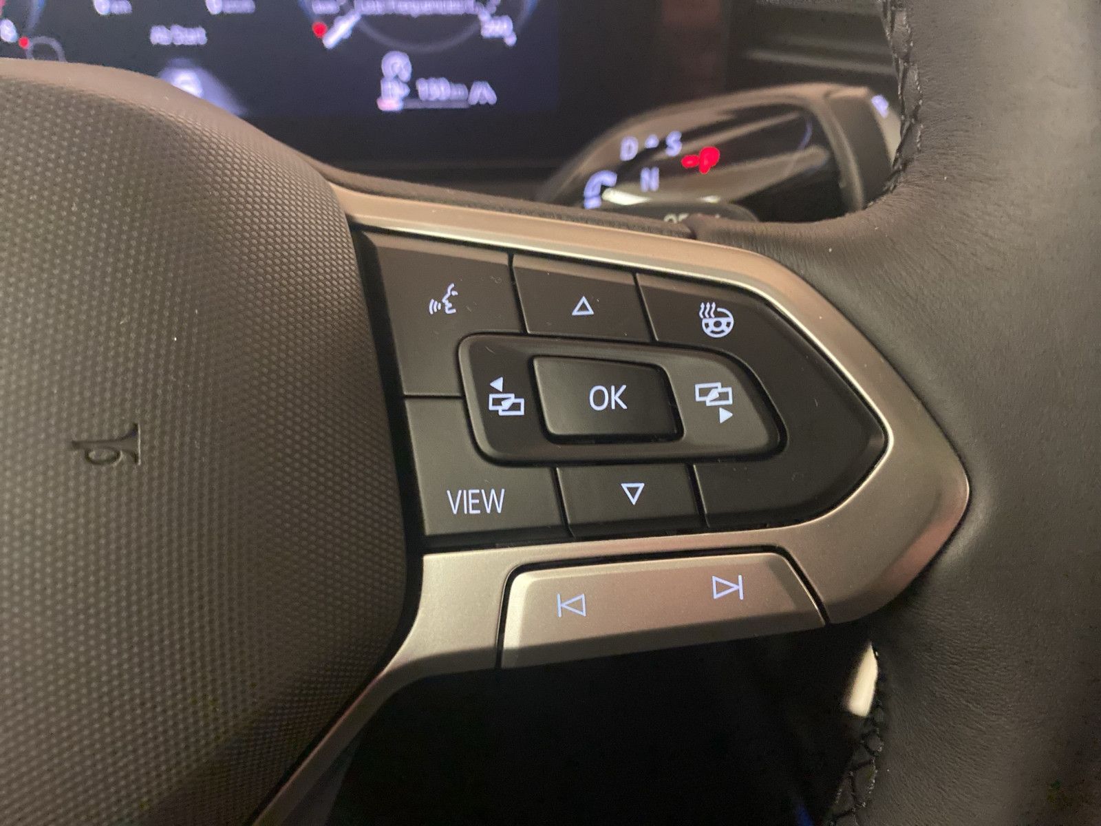 Volkswagen T-Roc - Bild 13