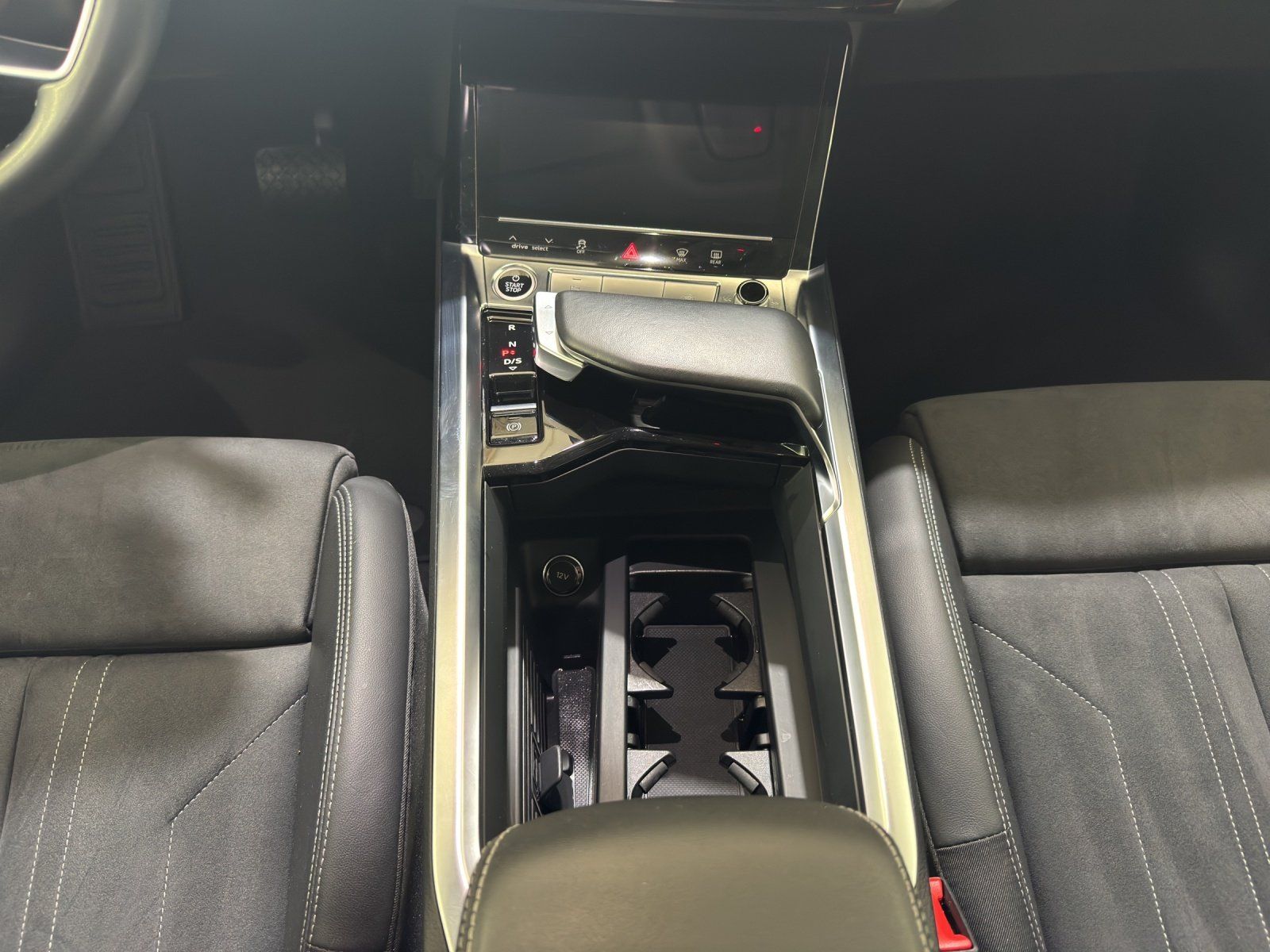 Audi Q8 e-tron - Bild 13