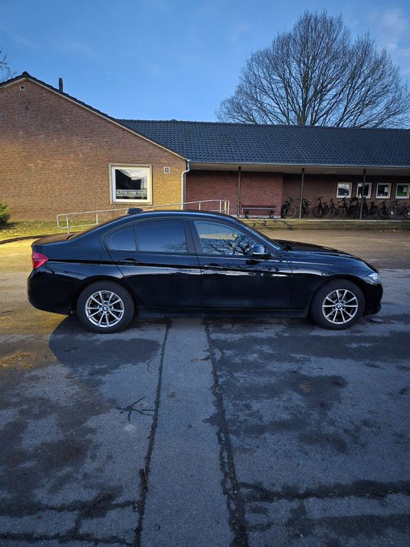 Image of BMW 318