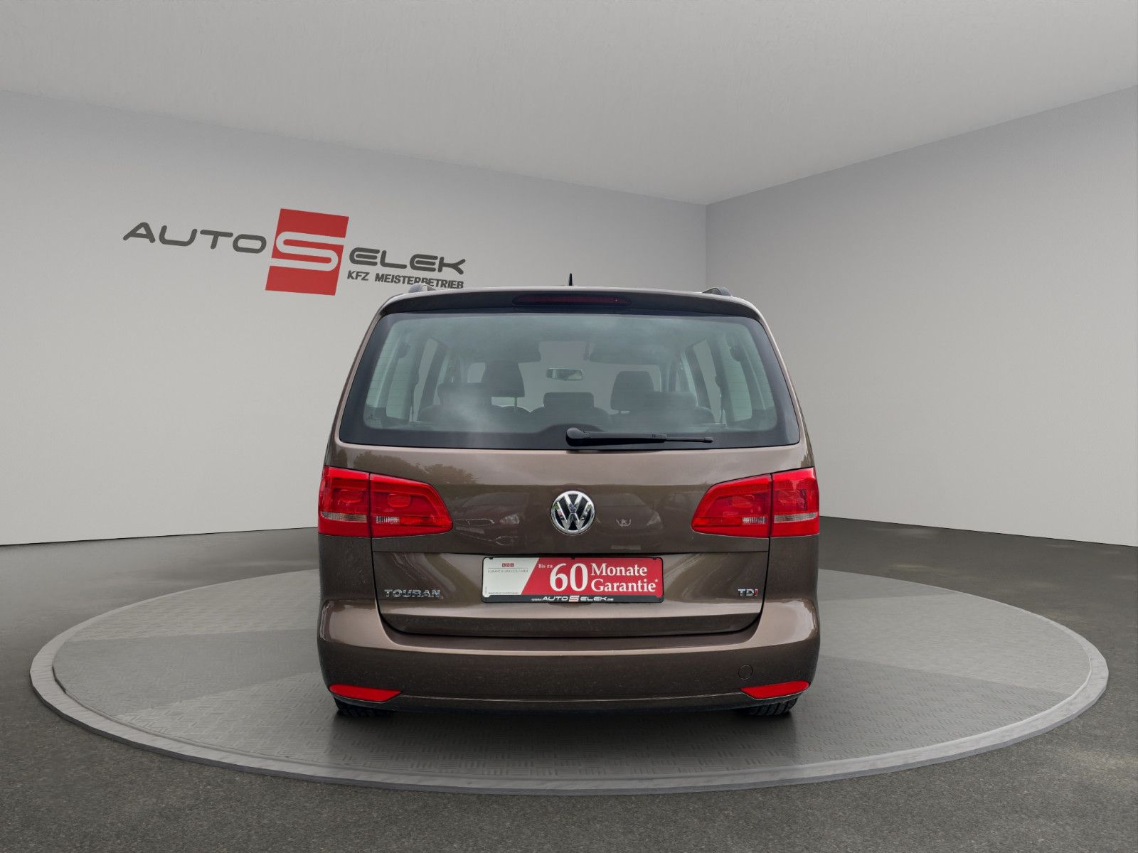 Fahrzeugabbildung Volkswagen Touran Trendline 1,6TDI 7 Sitze Tempomat