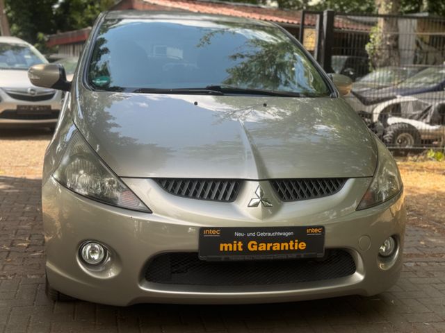 Mitsubishi Grandis 2.4  6-Sitzer Automatik