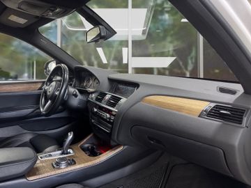 BMW X4 - 10