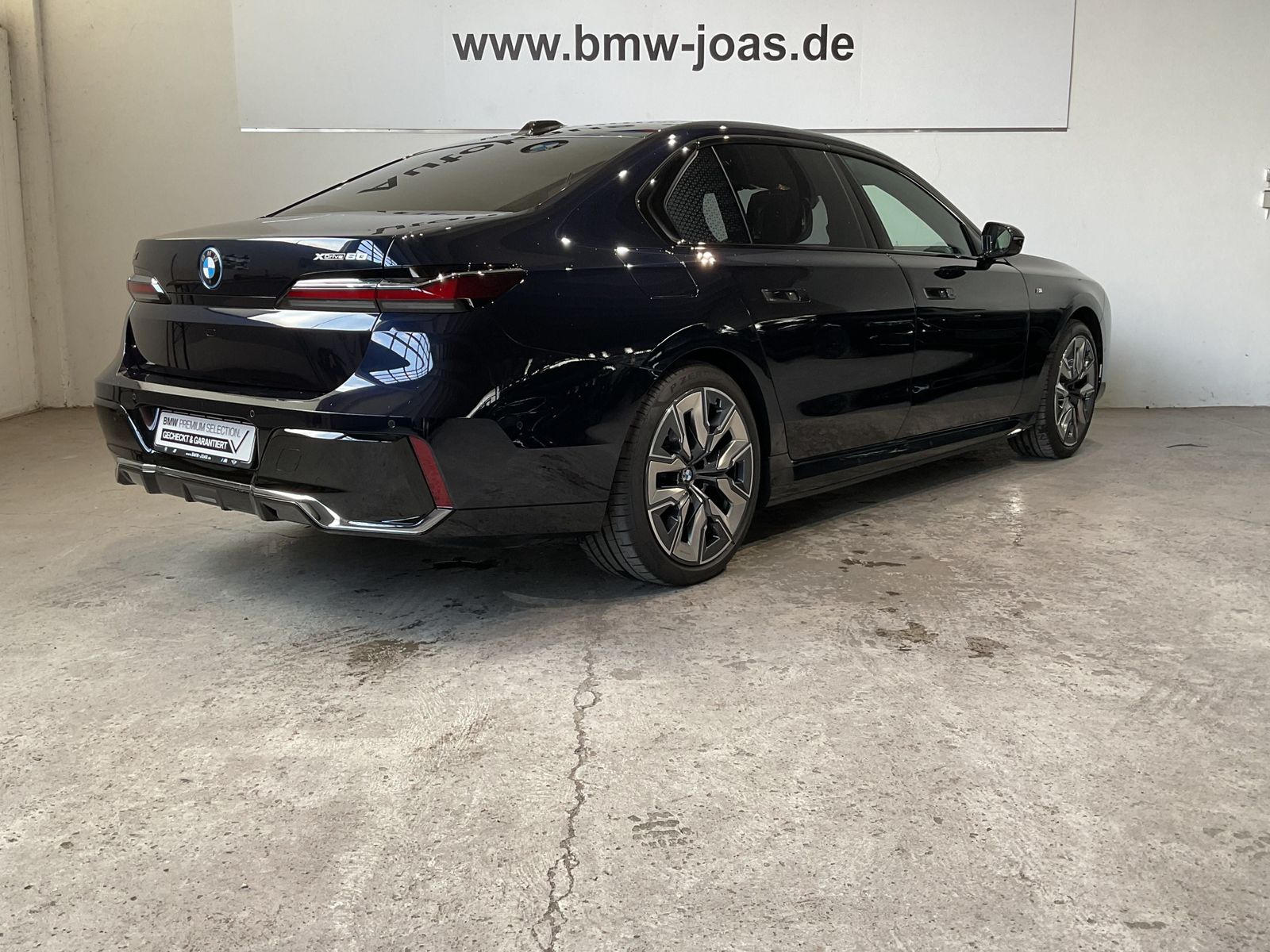 Fahrzeugabbildung BMW i7 xDrive60 Limousine M Sportpaket B&W Surround