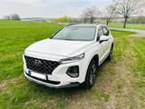 Hyundai SANTA FE 2.2 CRDi Premium 4WD 8AT SEVEN 7 Sitzer - Hyundai SANTA FE von privat