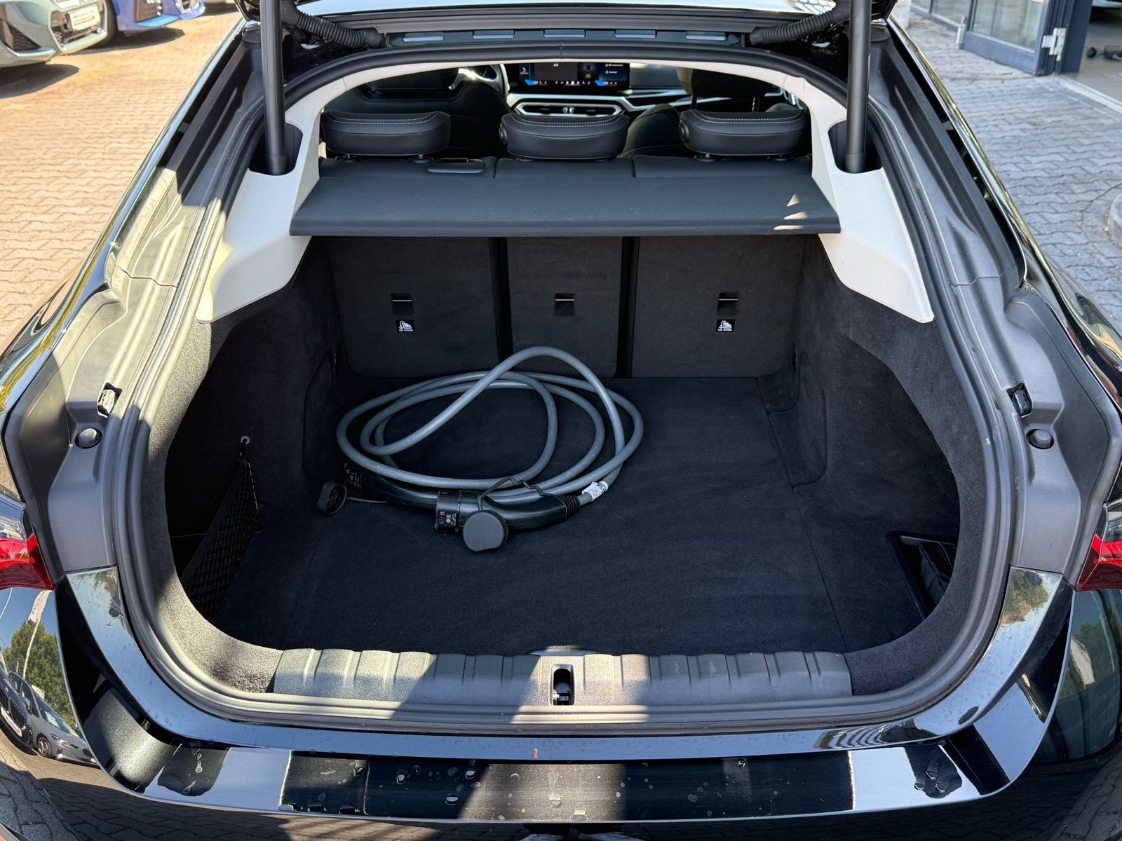 BMW i4 eDrive35 //Sitzheizung Rückfahrkamera 18"LM foto 16