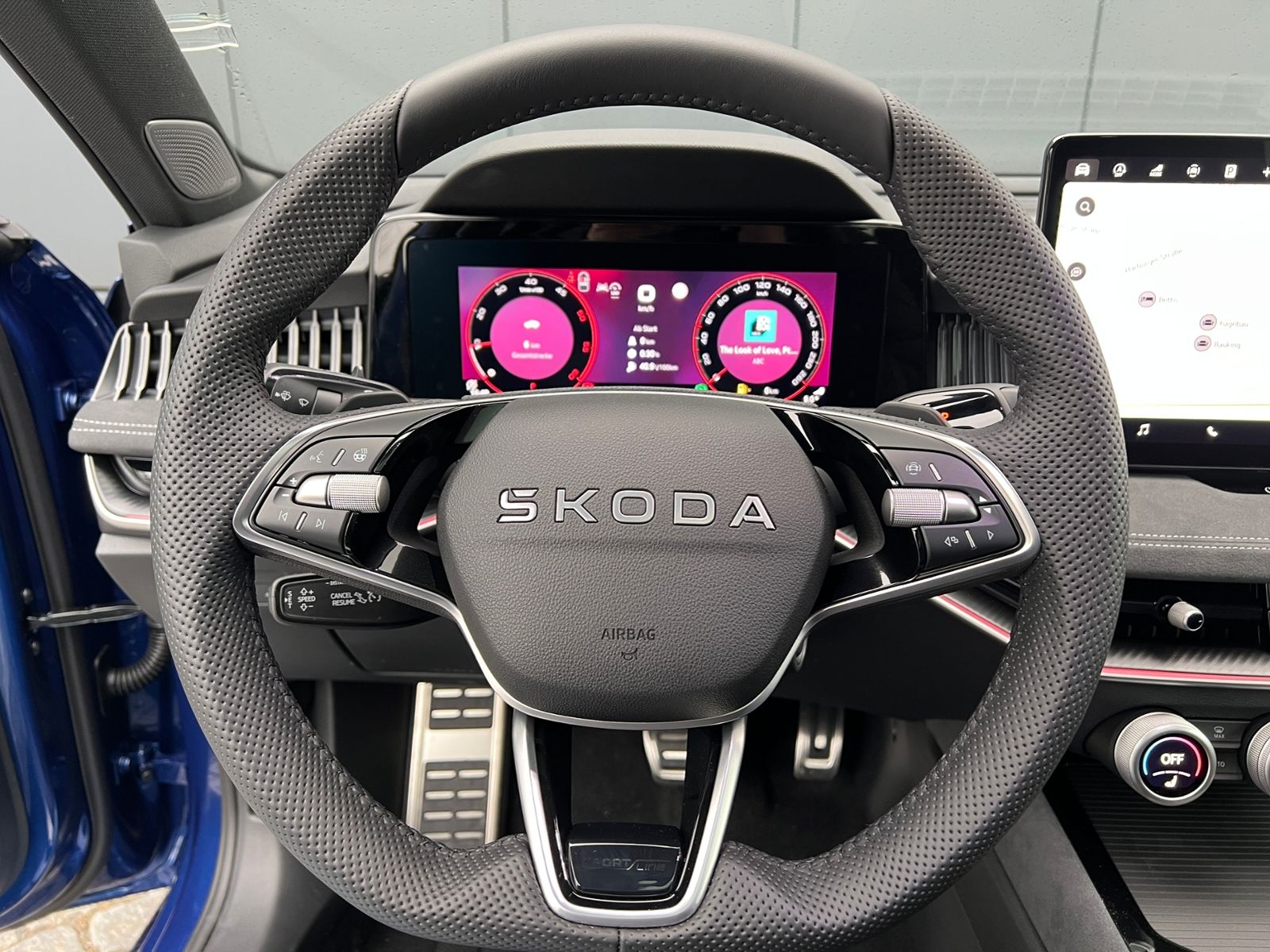 Fahrzeugabbildung SKODA Superb Combi  Sportline 2.0 TDI 4x4 DSG *AHK, Na