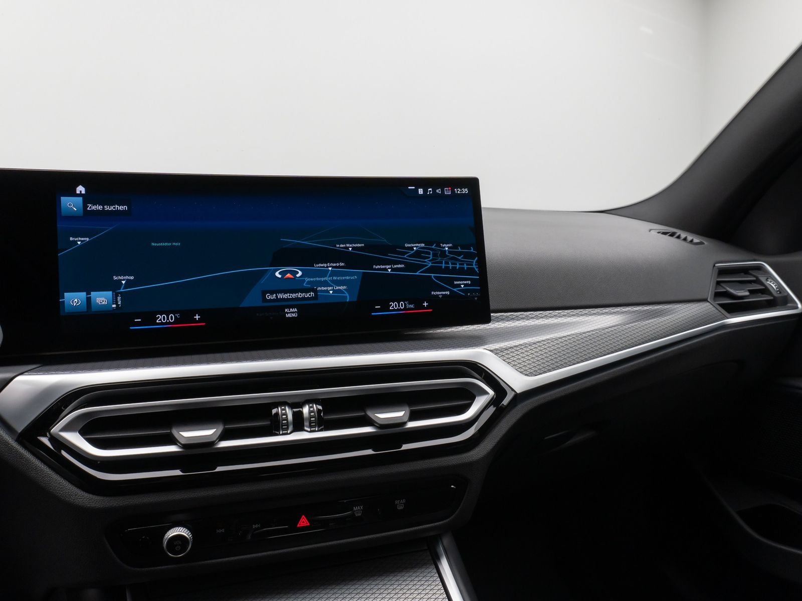 Fahrzeugabbildung BMW 330e xD M Sport Kamera DAB HUD Lenkradheizung