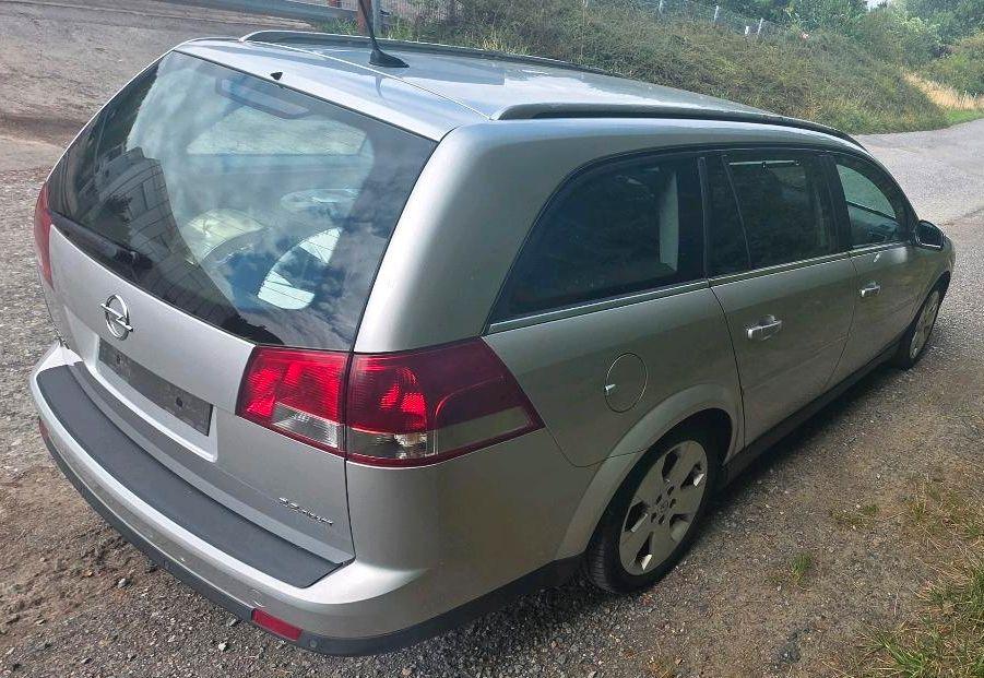 Opel Vectra 2004 — photo 6