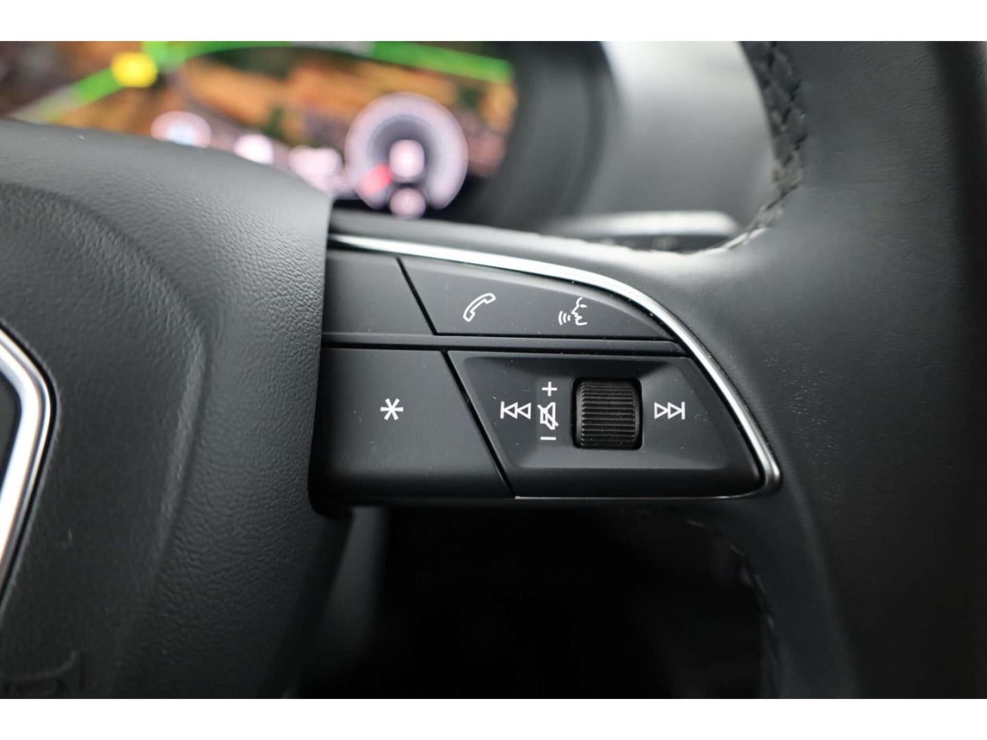 Audi Q2 40 TFSI quattro S line AHK/SH/RFK/LED/NAV, миниатюра 15