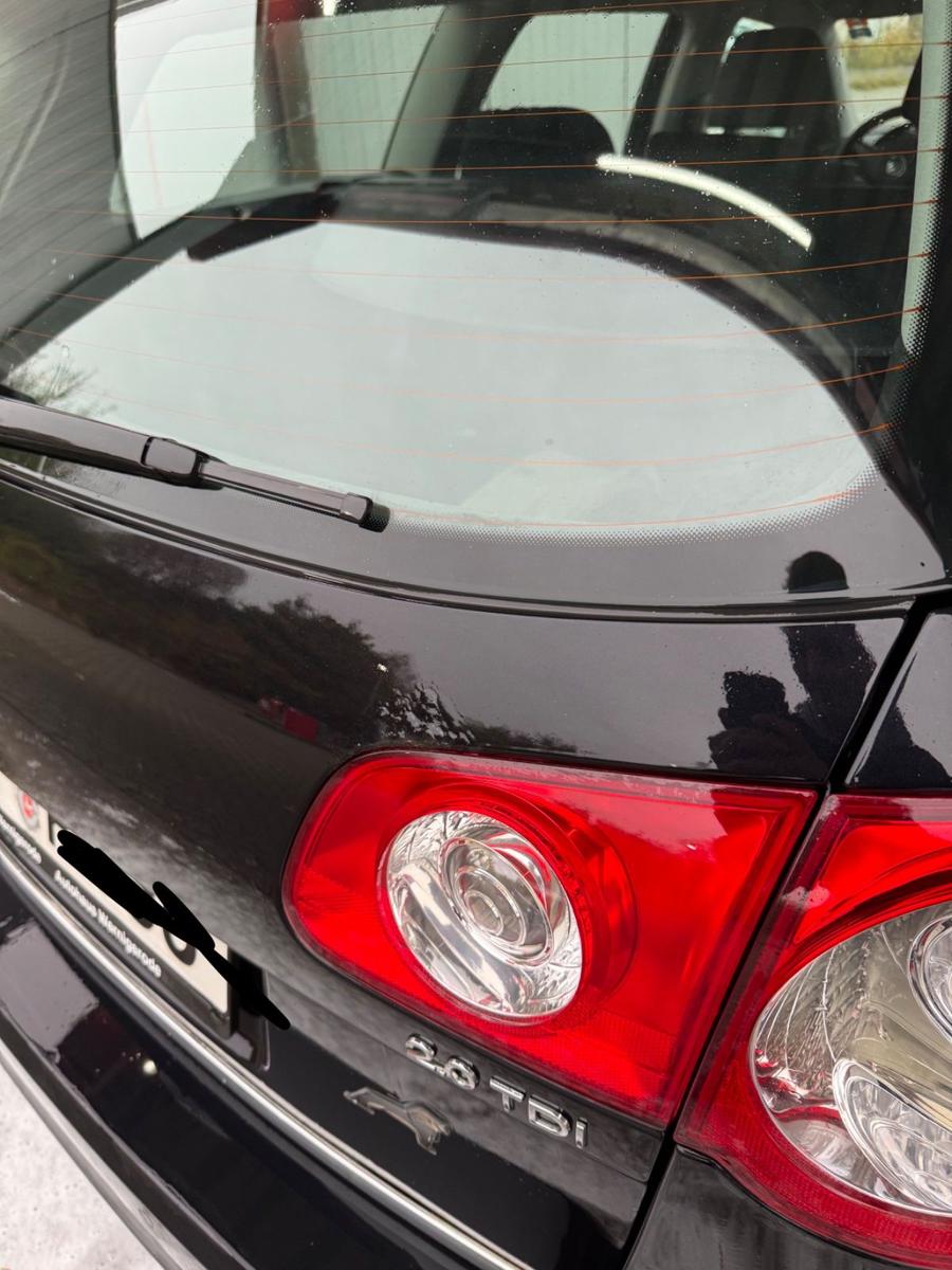 Volkswagen Passat 2010 — photo 5
