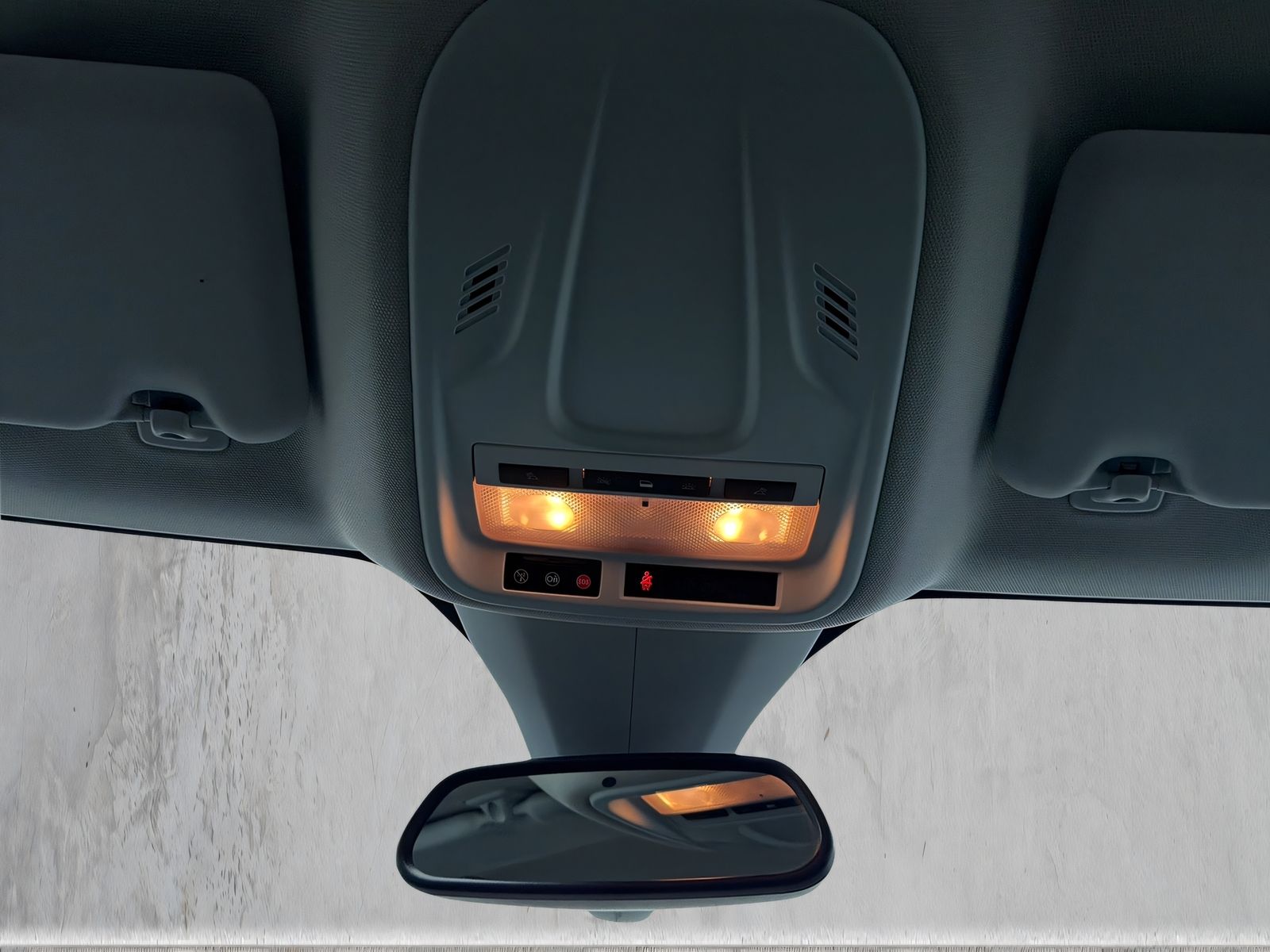 Fahrzeugabbildung Opel Grandland Edition SITZHEIZ. PDC 2 ZONEN KLIMAAUT