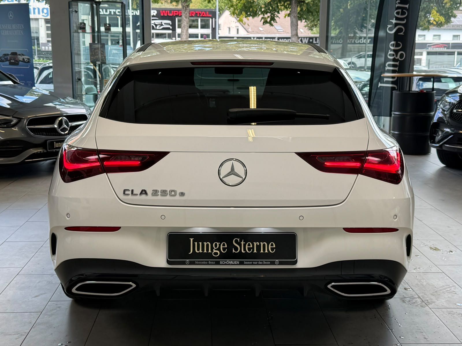 Mercedes-Benz CLA 250e SB AMG PANO BURMESTER DISTR. HUD MULTIB foto 4