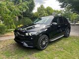 Mercedes-Benz GLE 450 4MATIC - - Mercedes-Benz GLE 450: Head-Up Display