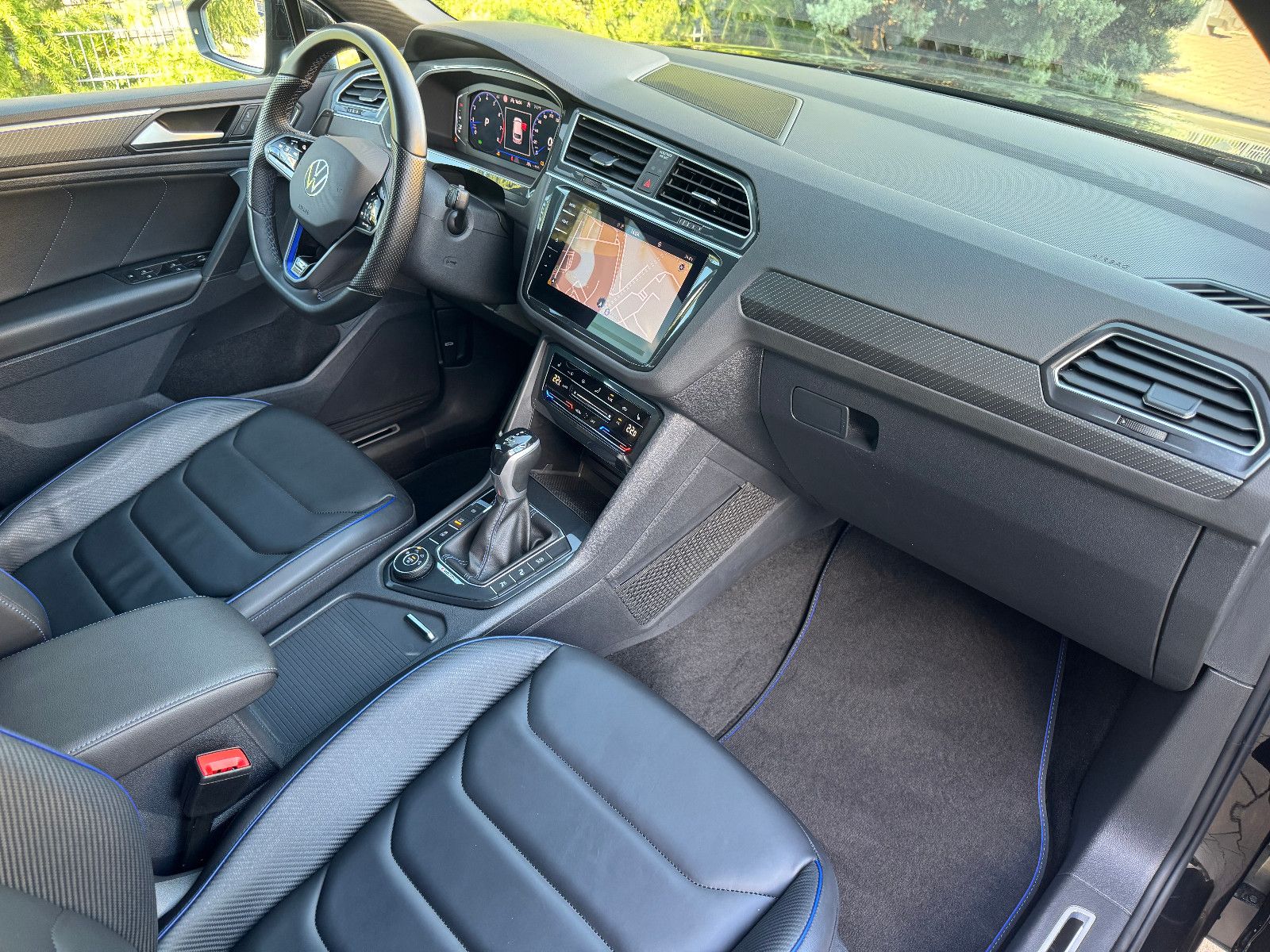 Volkswagen Tiguan R 4Motion*AKRAPOVIC*R-PERFORMANCE* foto 17