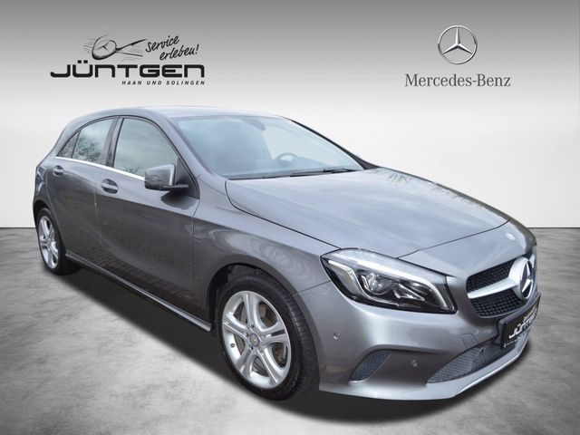 Mercedes-Benz A 220 Urban 4Matic LED PTS NAVI SPIEGELPAKET