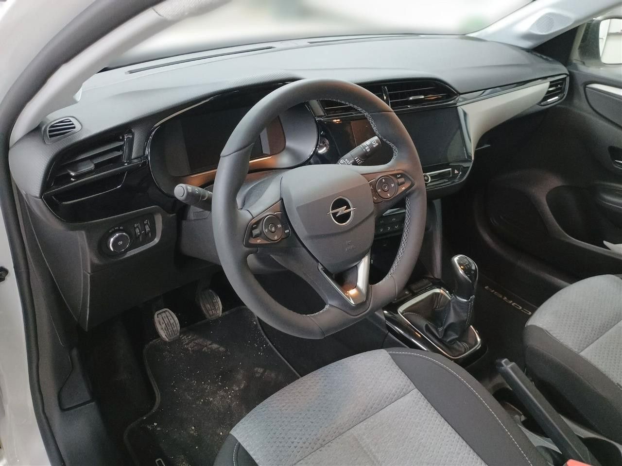 Fahrzeugabbildung Opel Corsa F 1.2 L 75PS Allwetter/Kamera!