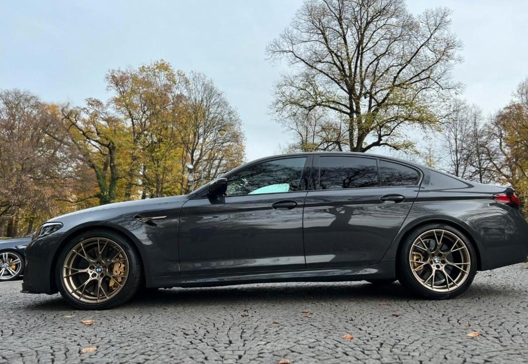 BMW M5 CS LEICHTBAU CARBON-KERAMIK-LASER-XDRIVE