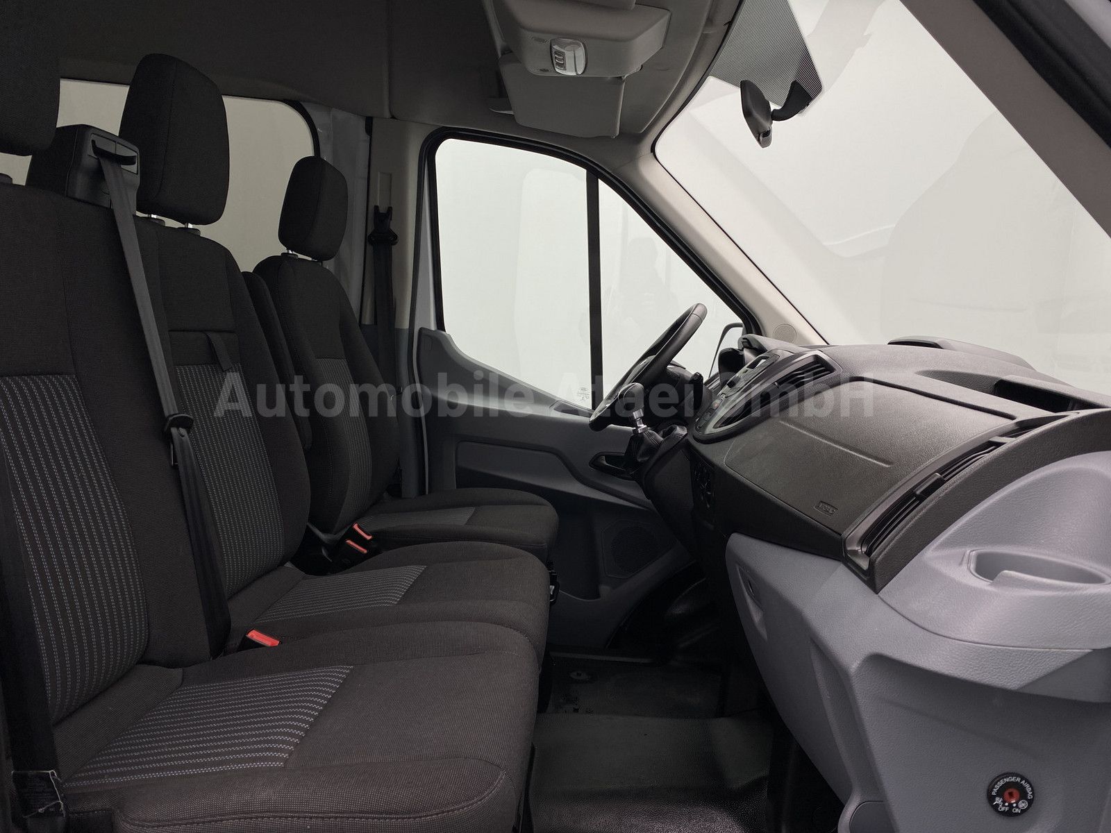 Fahrzeugabbildung Ford Transit 350 L3 *Rollstuhl-Lift* Standheiz 2916