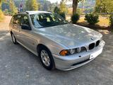 BMW 520i Touring Xenon 24Jahre 2te Hand TÜV NEU - BMW 520 aus 2001: Kombi