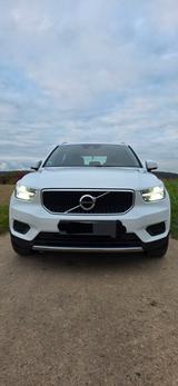 Volvo XC40 D4 AWD Geartronic - - Volvo Gebrauchtwagen in Reutlingen