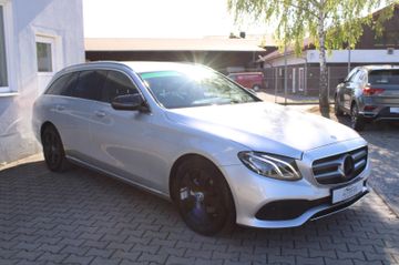 Mercedes E 220 - 4