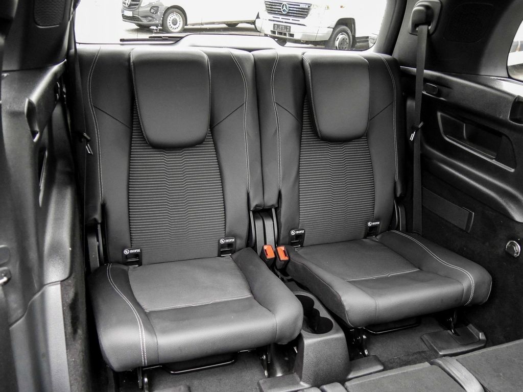 Mercedes-Benz GLB 220 d |NIGHT|Progressive|DISTR|NAVI|MBeam|LM