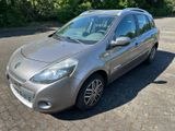 Renault Clio Grandtour Tom Tom Edition - Renault Clio mit Benzin-Antrieb: Navigationssystem, Kombi, Grandtour Edition