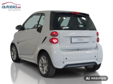 Smart ForTwo coupe Micro Hybrid Drive +PanD.+Navi+SHZ