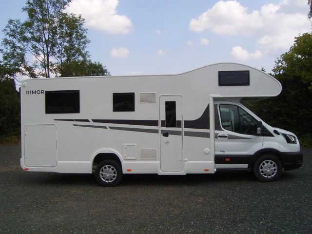 Rimor Kilig  695 sofort, Einzelbetten, Heckgarage, usw