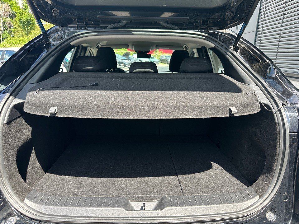 Fahrzeugabbildung Mazda CX-30 2.0 M Hybrid 122PS 6GS SELECTION