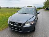 Volvo V50 Kombi mit Anhängerkupplung - gebrauchte Volvo V50 aus dem Jahr 2010