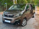 Peugeot Traveller Active L2 - Peugeot Traveller mit Anhängerkupplung