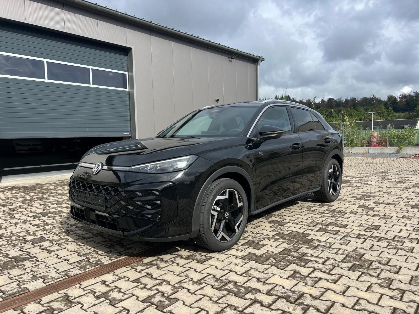 Volkswagen T-Roc 1.5 eTSI DSG R-Line+AHK+EasyOpen