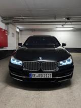 BMW 750Ld xDrive mit Austauschmotor  - BMW 750 in Dortmund