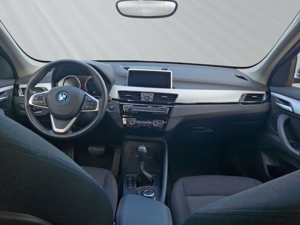 BMW X1 xDrive25e RFK elektr. Heckklappe Lordosenstüt foto 10